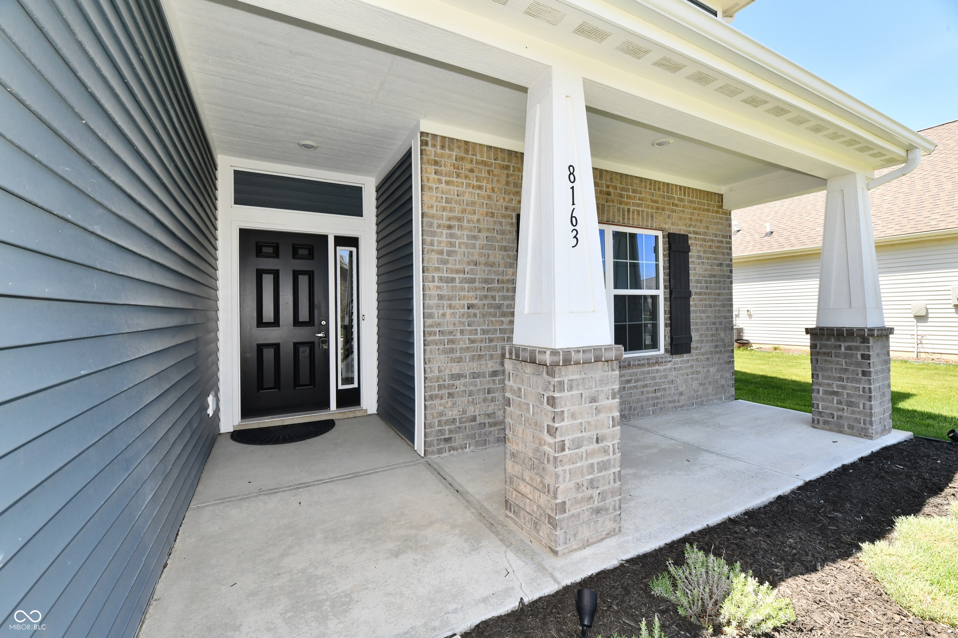 8163 Dewberry Lane Pendleton, IN 46064 - Photo 5 of 56