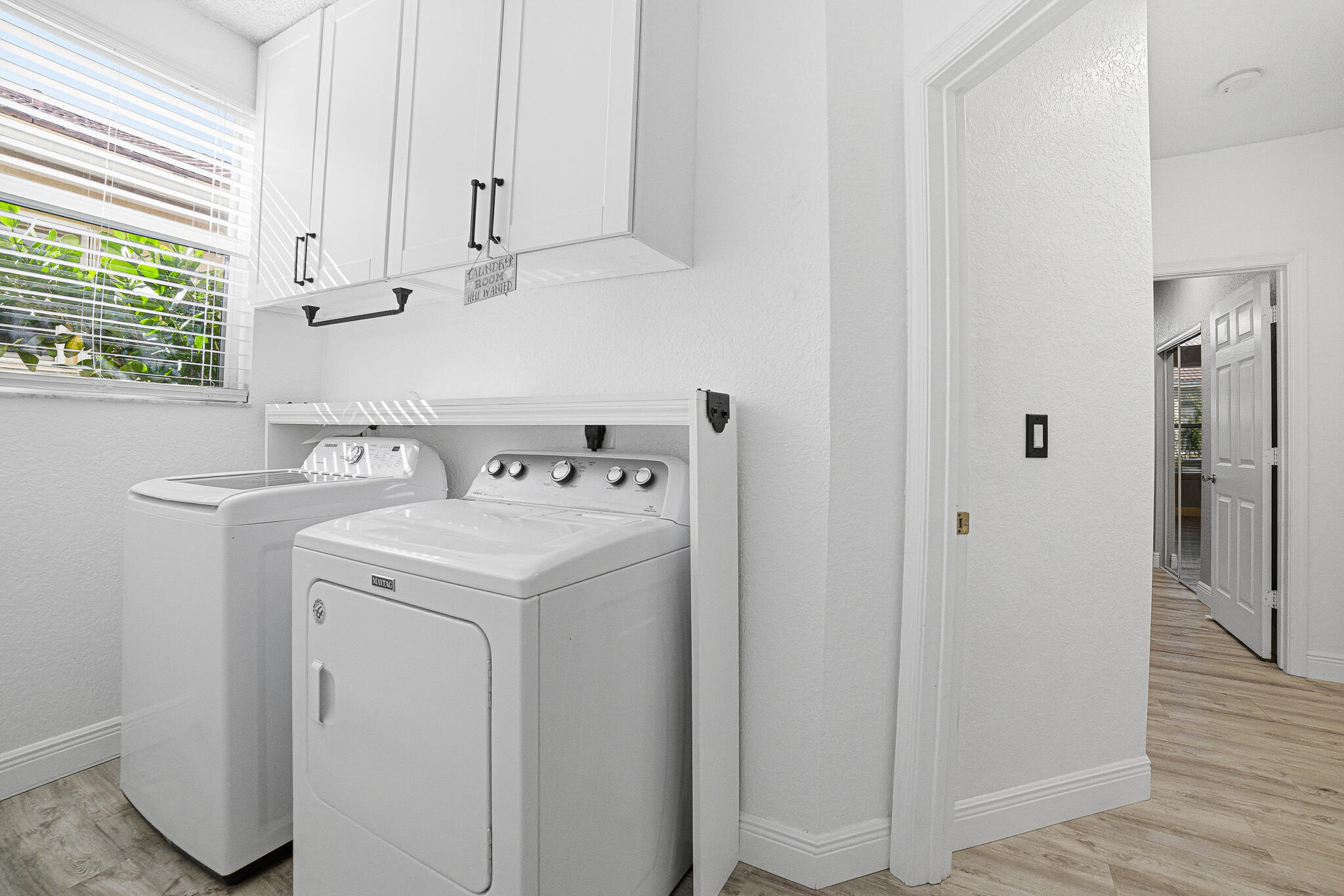 4819 Northwest 53rd Circle Pompano Beach, FL 33073 - Photo 19 of 48 Laundry