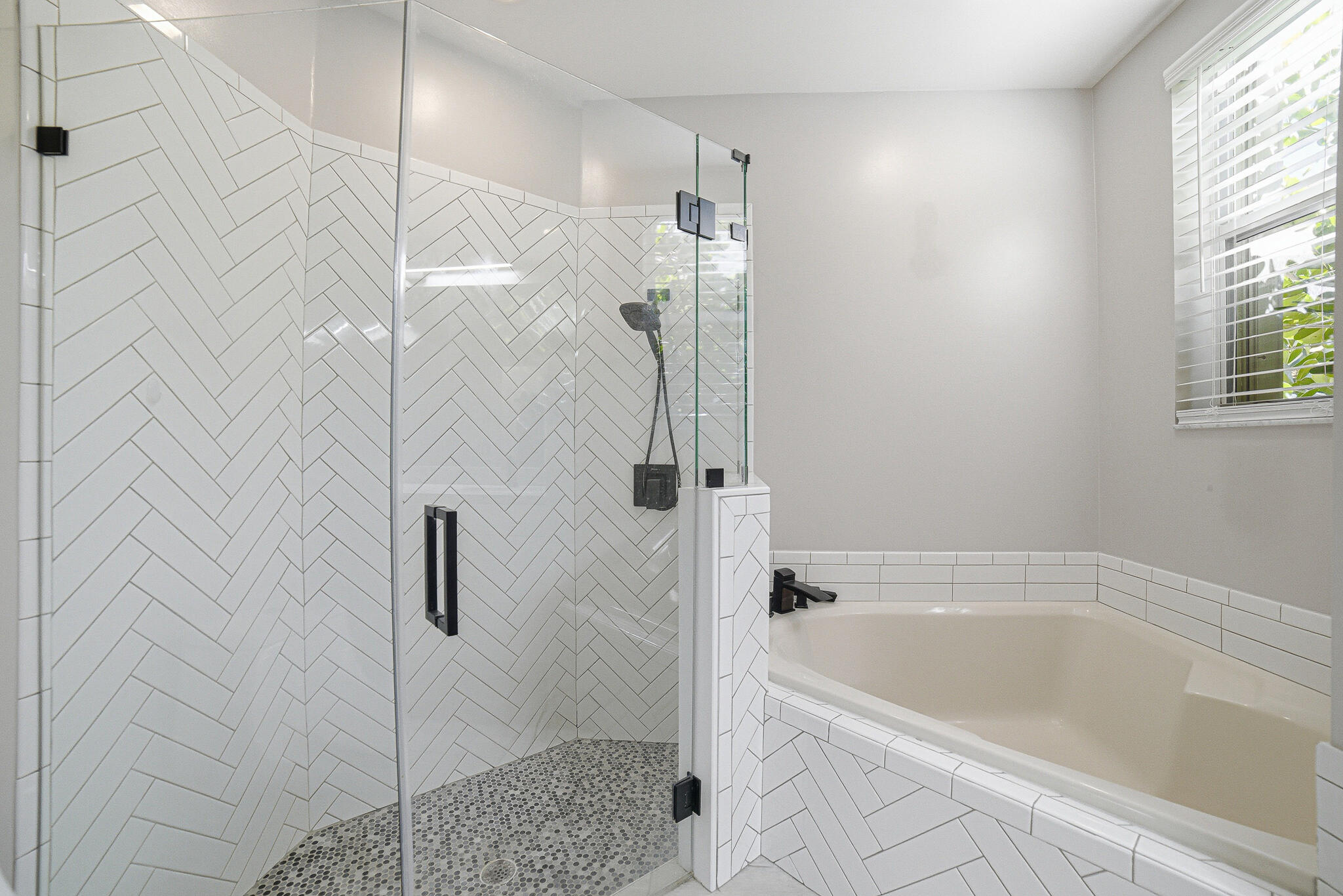 4819 Northwest 53rd Circle Pompano Beach, FL 33073 - Photo 26 of 48 Bathroom-B