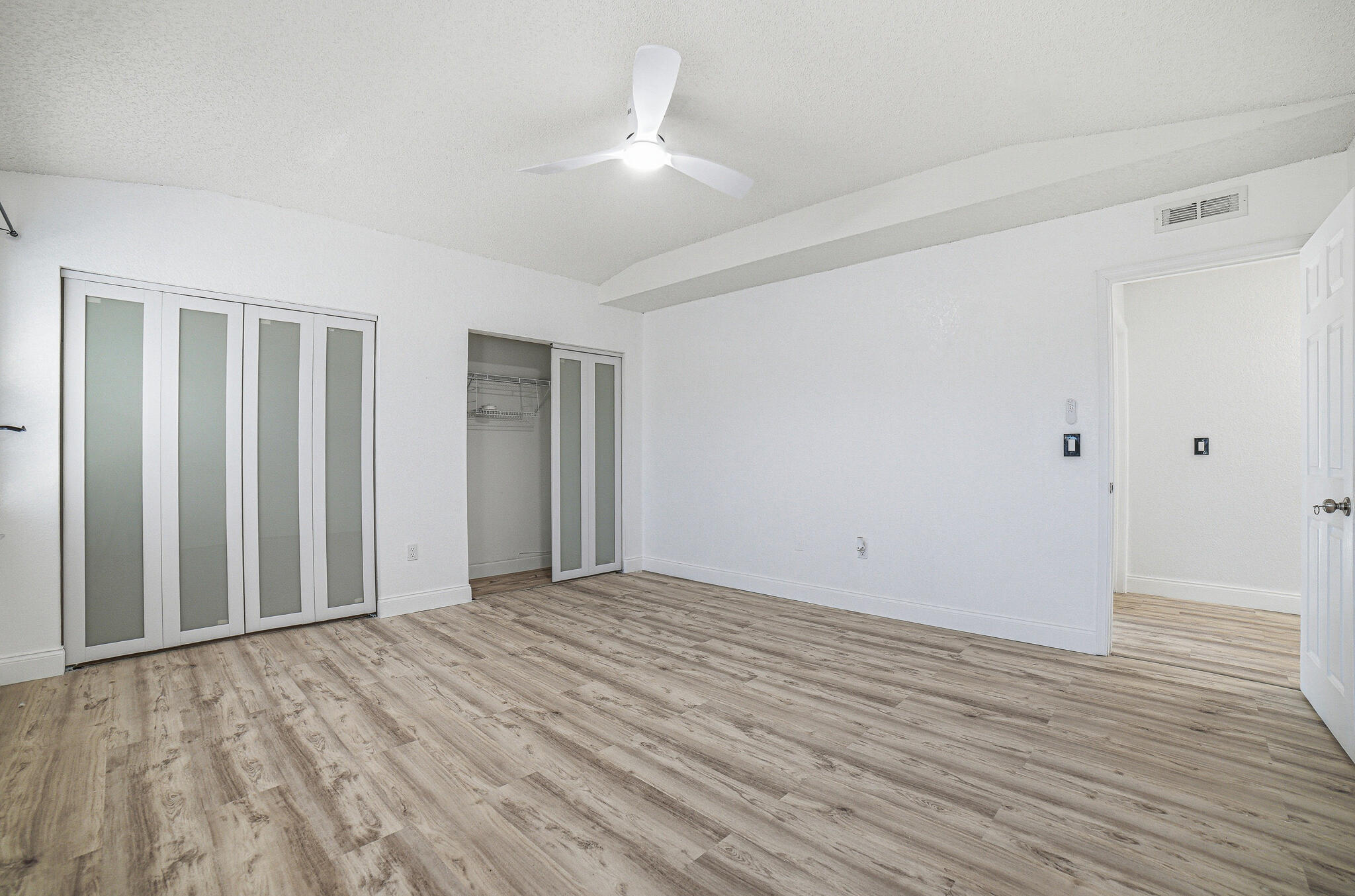 4819 Northwest 53rd Circle Pompano Beach, FL 33073 - Photo 36 of 48 Bedroom3-B