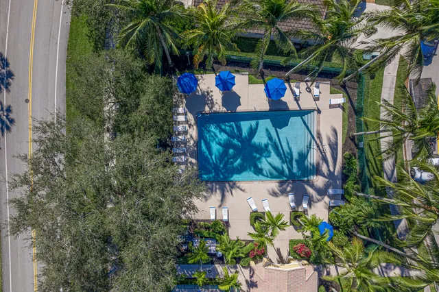 $750,000 | 4819 Northwest 53rd Circle, Coconut Creek, FL 33073