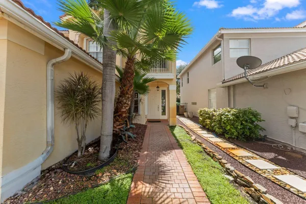 $5,000 | 8492 Breezy Oak Way, Boynton Beach, FL 33473