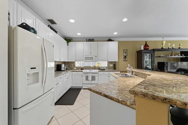 $5,000 | 8492 Breezy Oak Way, Boynton Beach, FL 33473