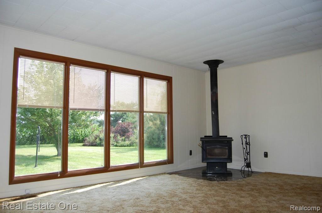 2089 Dietz Road Williamston, MI 48895 - Photo 7 of 26 2089 Dietz 010.jpg