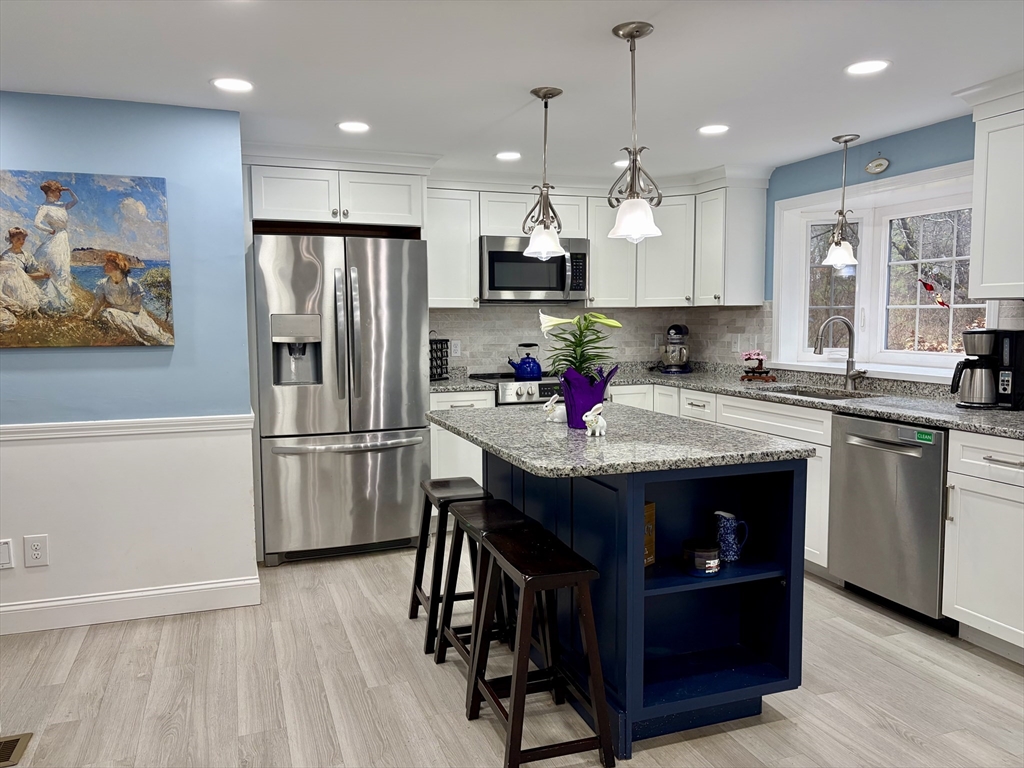 2 Baron Way Littleton, MA 01460 - Photo 15 of 34