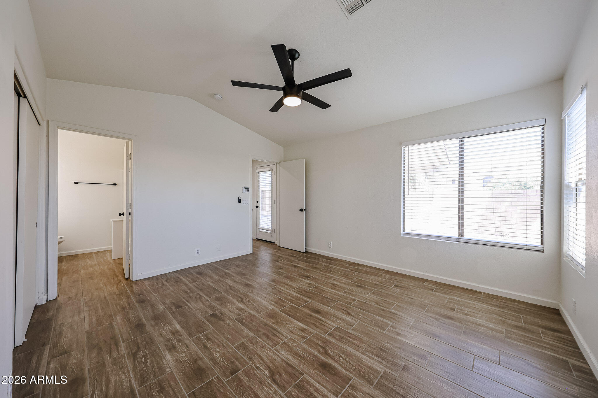 4047 East Jojoba Road Phoenix, AZ 85044 - Photo 29 of 41