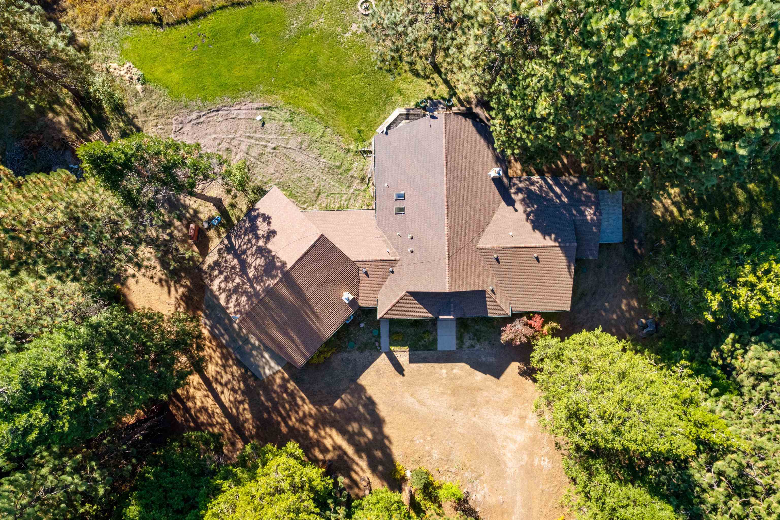 1138 Deetz Road Mount Shasta, CA 96067 - Photo 41 of 49 Gallery Image 41