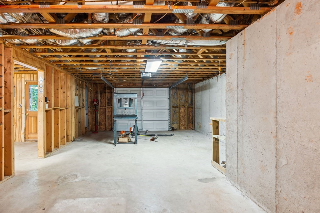 101 Menagerie Ridge Epworth, GA 30541 - Photo 38 of 48 a view of a room with gym equipment