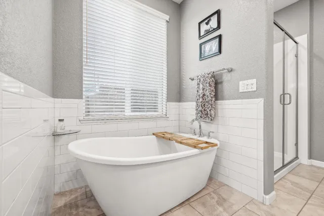 a view of house with outdoor seating space