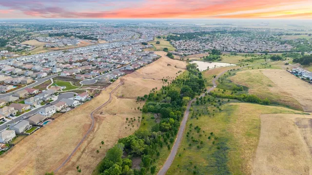 $865,000 | 606 Brooklyn Court, Lincoln, CA 95648