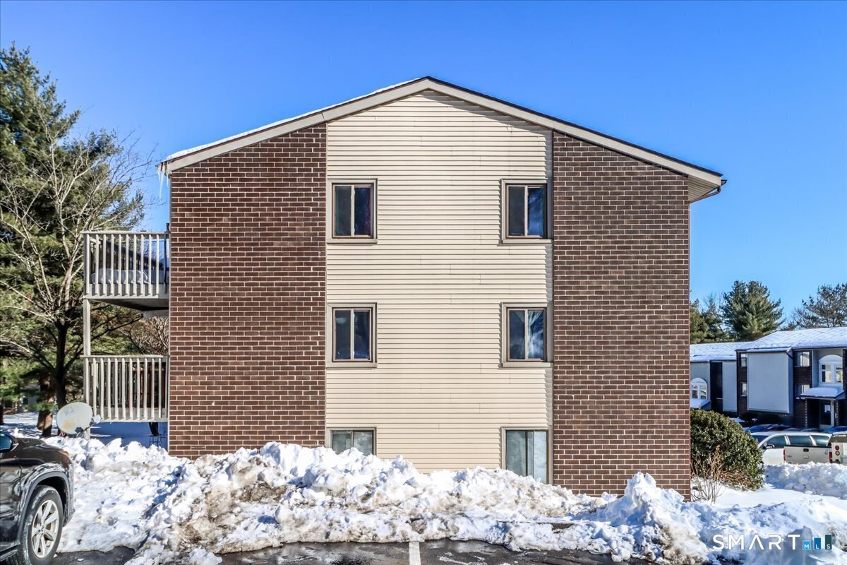 7 Padanaram Road, Unit C53 Danbury, CT 06811 - Photo 24 of 25