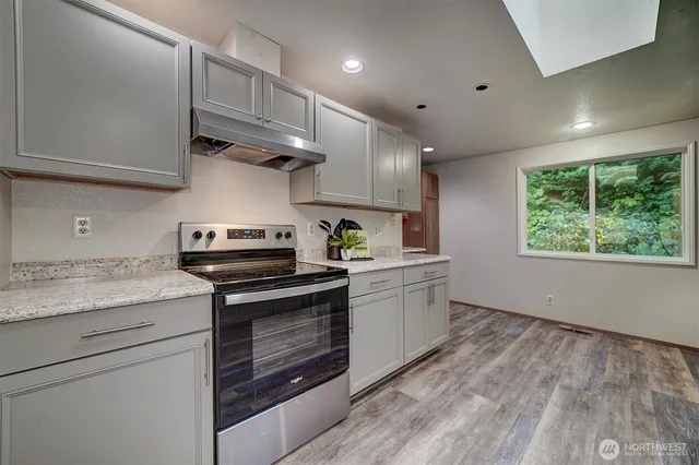 $529,000 | 9406 St Johns Place Northeast, Bremerton, WA 98311