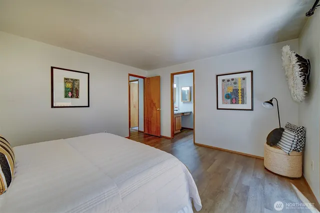 $529,000 | 9406 St Johns Place Northeast, Bremerton, WA 98311