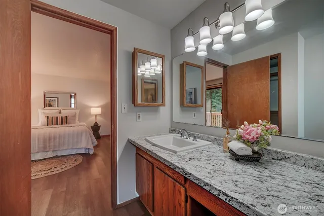 $529,000 | 9406 St Johns Place Northeast, Bremerton, WA 98311