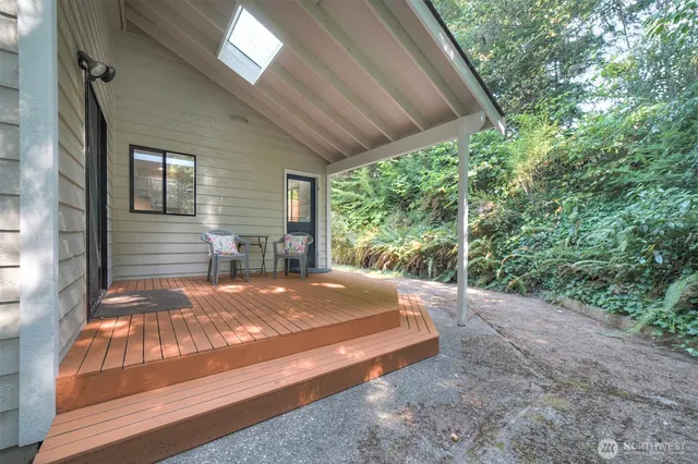 $529,000 | 9406 St Johns Place Northeast, Bremerton, WA 98311