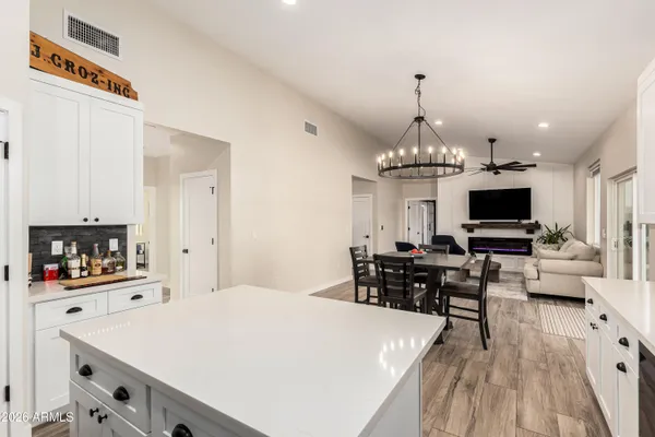 $685,000 | 990 North Muleshoe Road, Apache Junction, AZ 85119