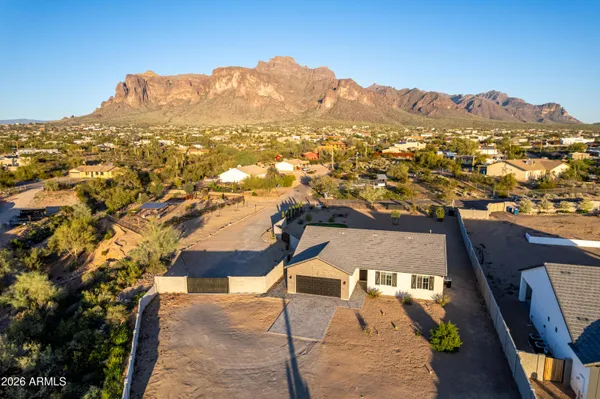 $685,000 | 990 North Muleshoe Road, Apache Junction, AZ 85119