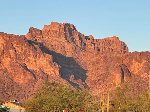 $685,000 | 990 North Muleshoe Road, Apache Junction, AZ 85119