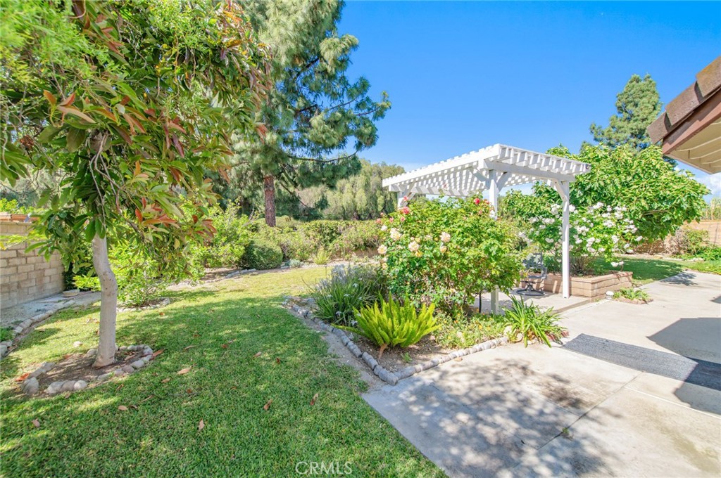 19621 Running Brand Circle Walnut, CA 91789 - Photo 36 of 40 a view of a garden with plants