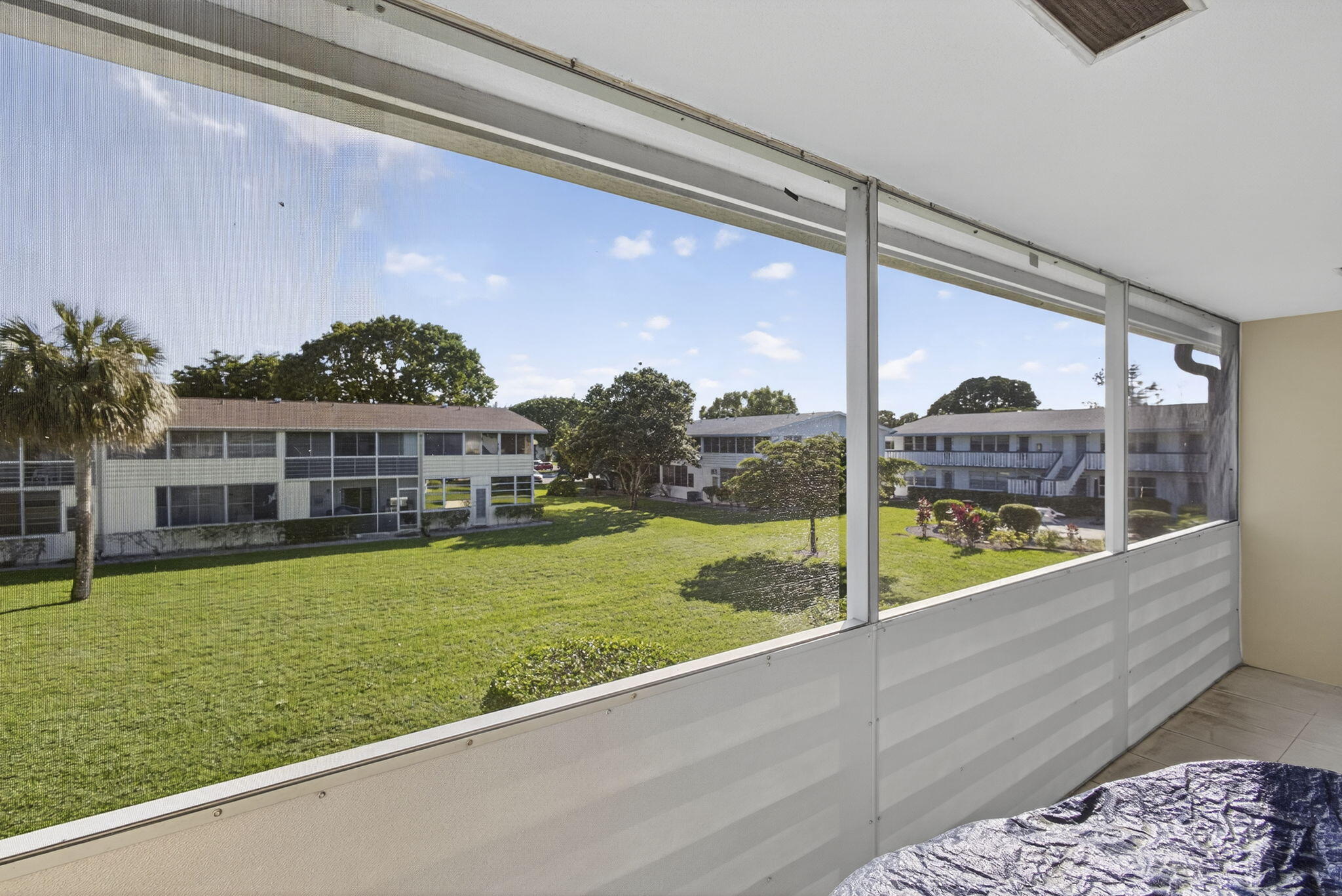 414 Windsor R West Palm Beach, FL 33417 - Photo 13 of 32 41-web-or-mls-Photo01958