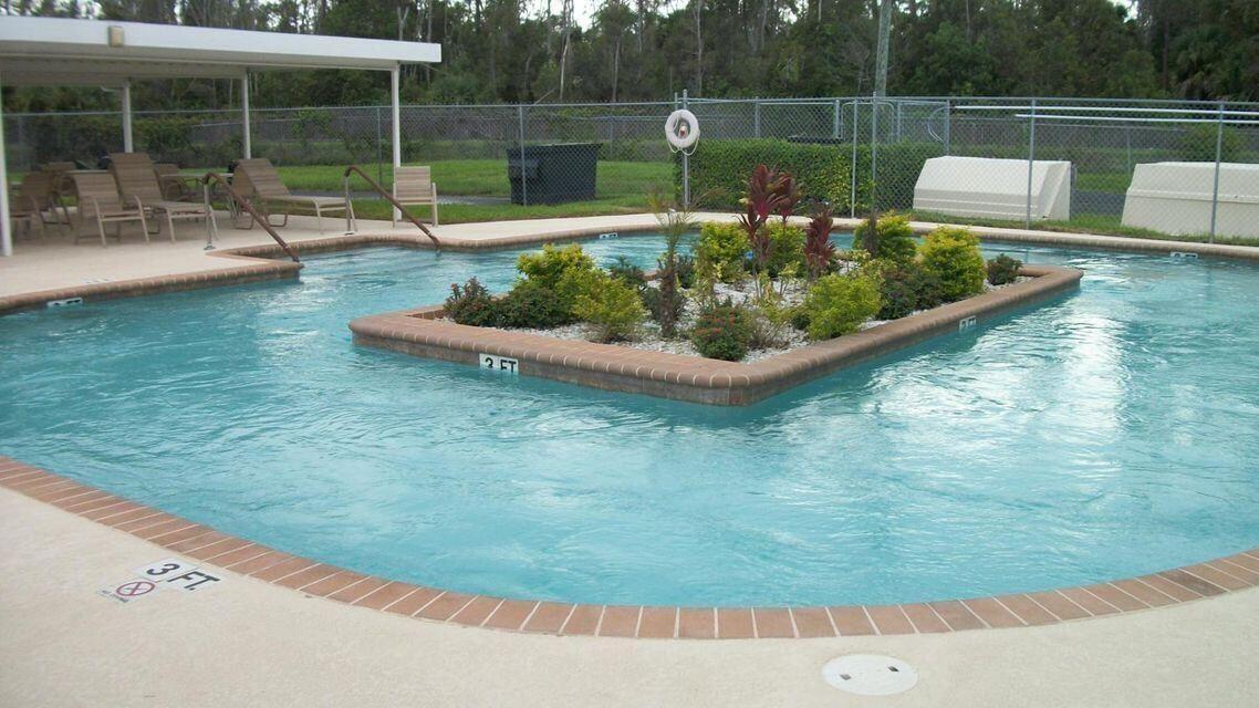 414 Windsor R West Palm Beach, FL 33417 - Photo 32 of 32 resistance pool