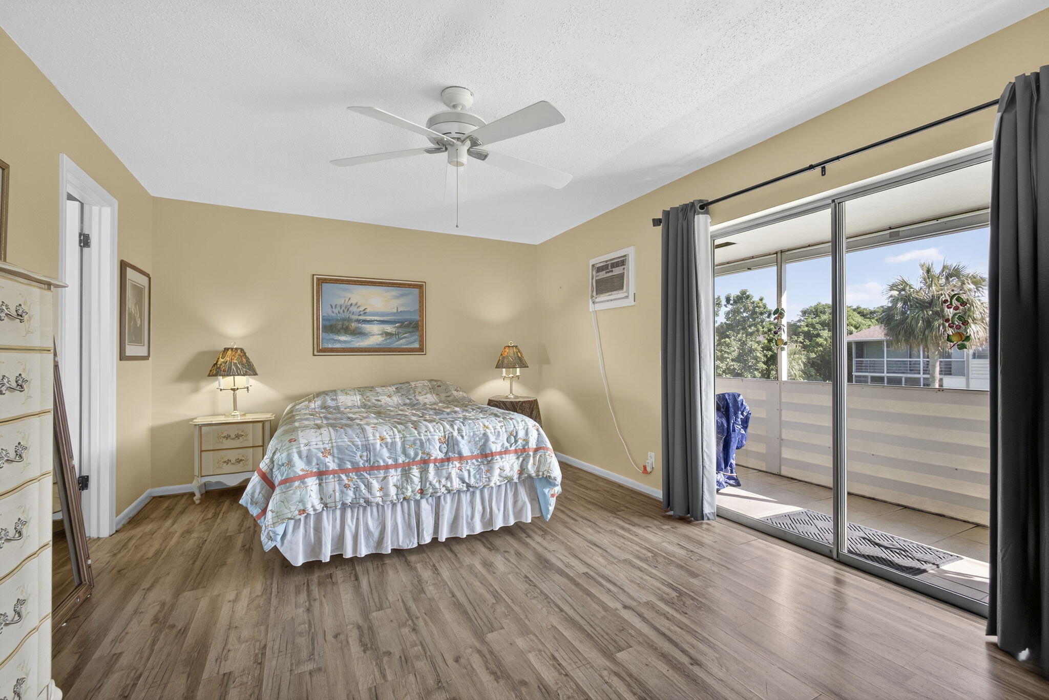 414 Windsor R West Palm Beach, FL 33417 - Photo 8 of 32 31-web-or-mls-Photo01909