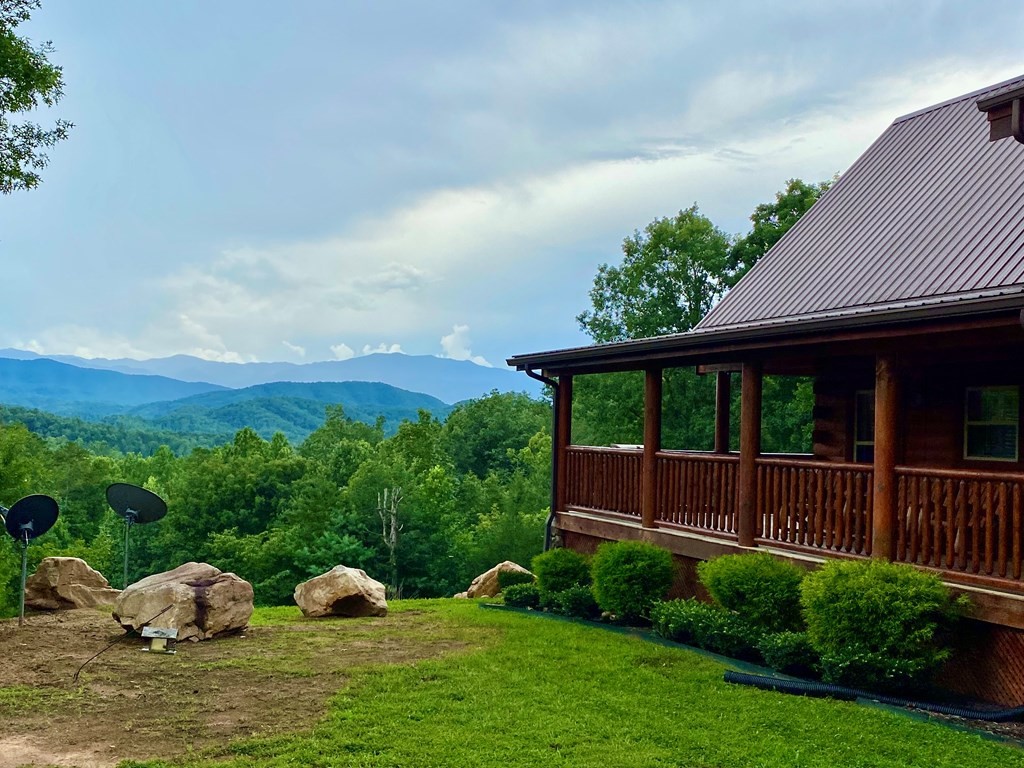 895 Obes Branch Road Sevierville, TN 37876 - Photo 37 of 46