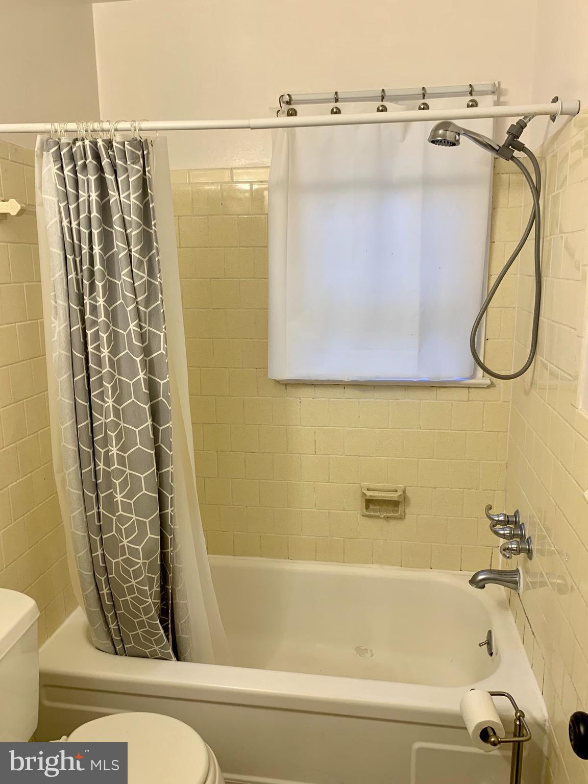 9323 Alcona Street Lanham, MD 20706 - Photo 8 of 19