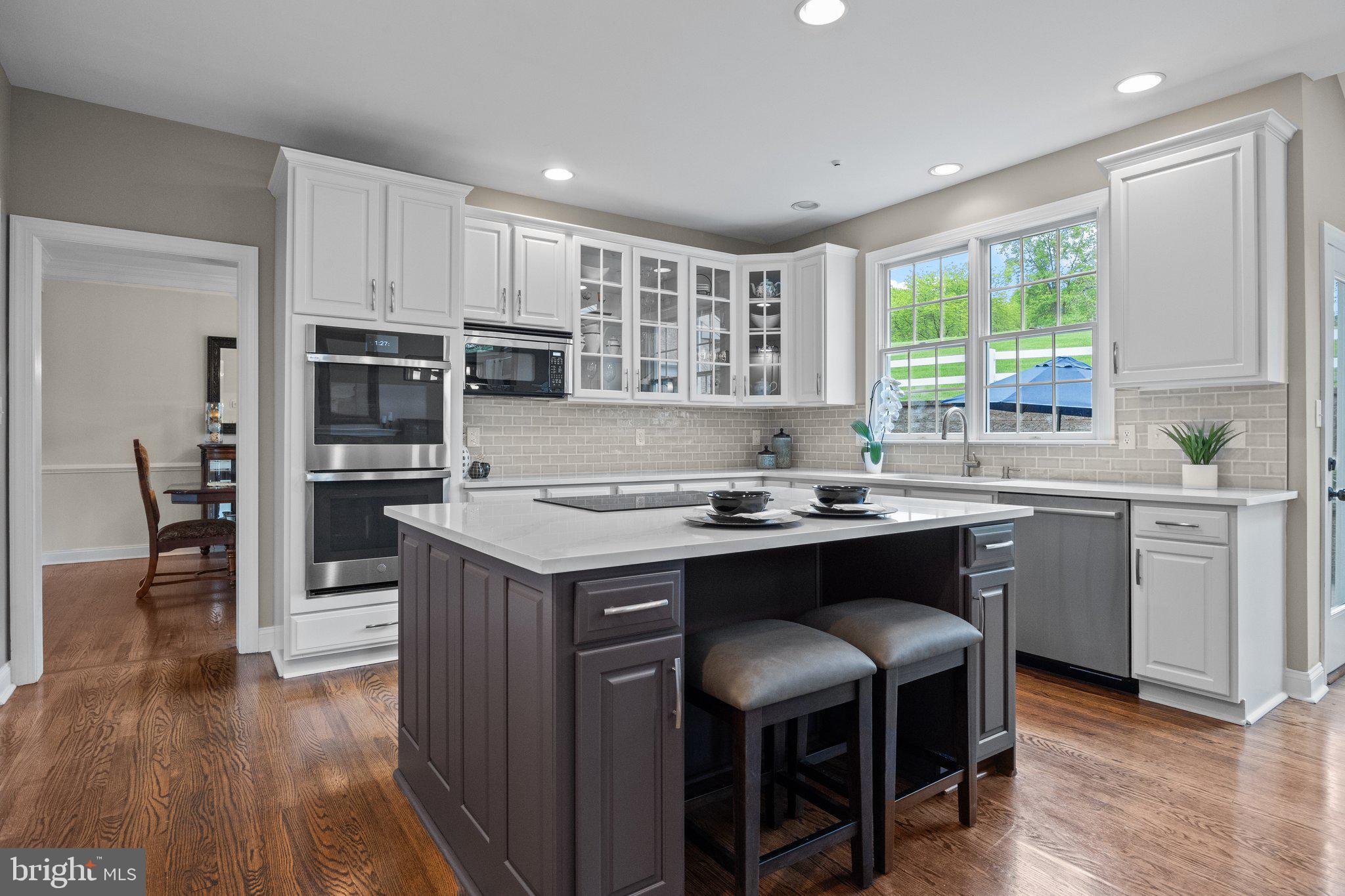 384 Ridge Avenue Newtown, PA 18940 - Photo 14 of 82 Counter seating, new double oven