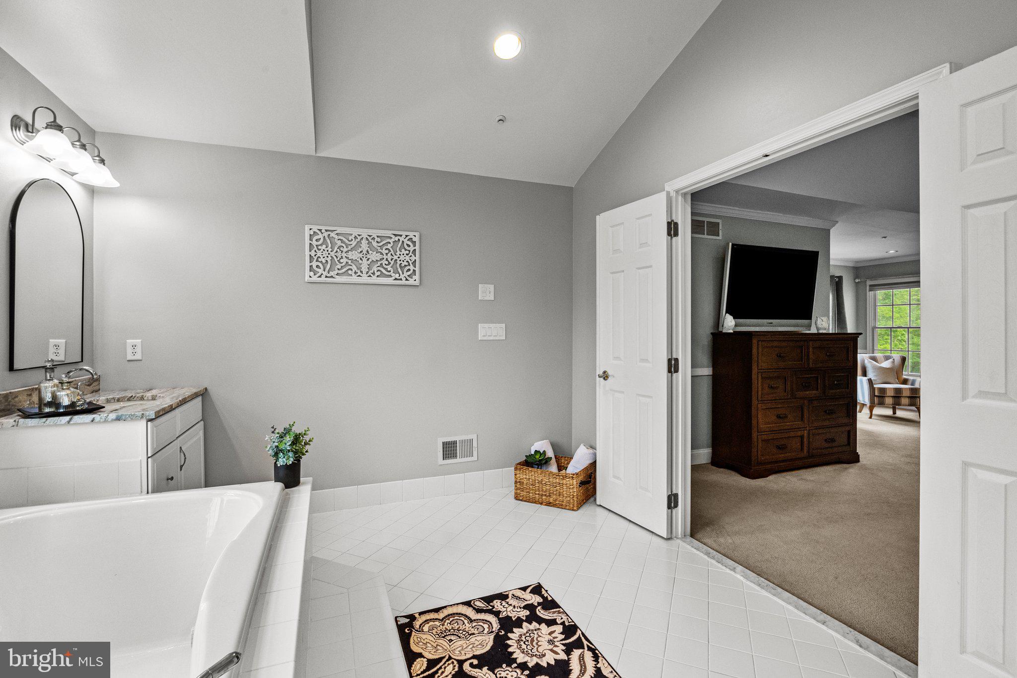 384 Ridge Avenue Newtown, PA 18940 - Photo 35 of 82 Gallery Image 35