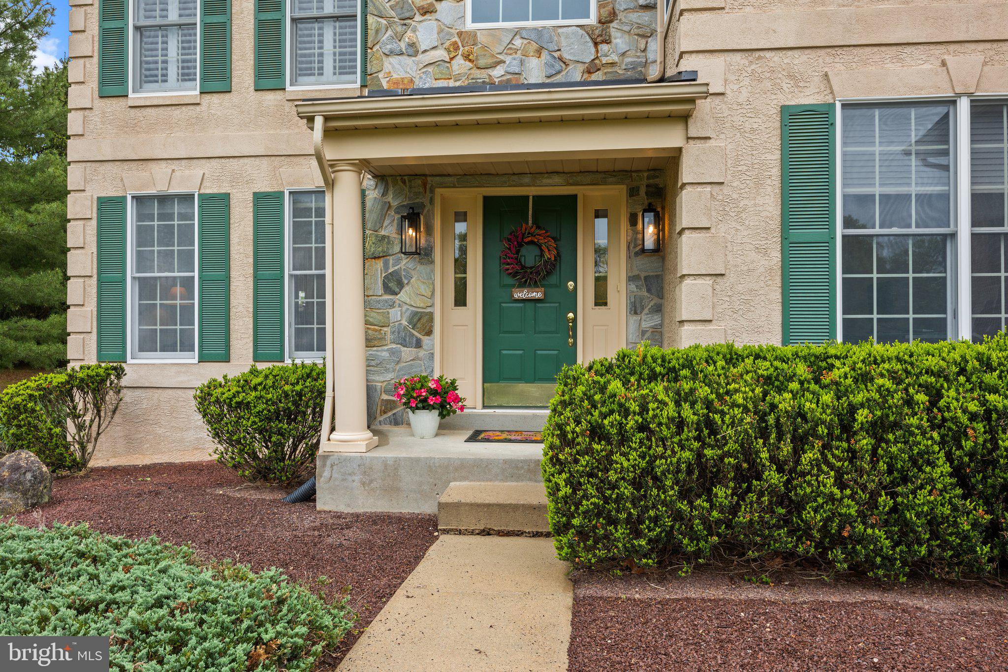 384 Ridge Avenue Newtown, PA 18940 - Photo 4 of 82 Gallery Image 4