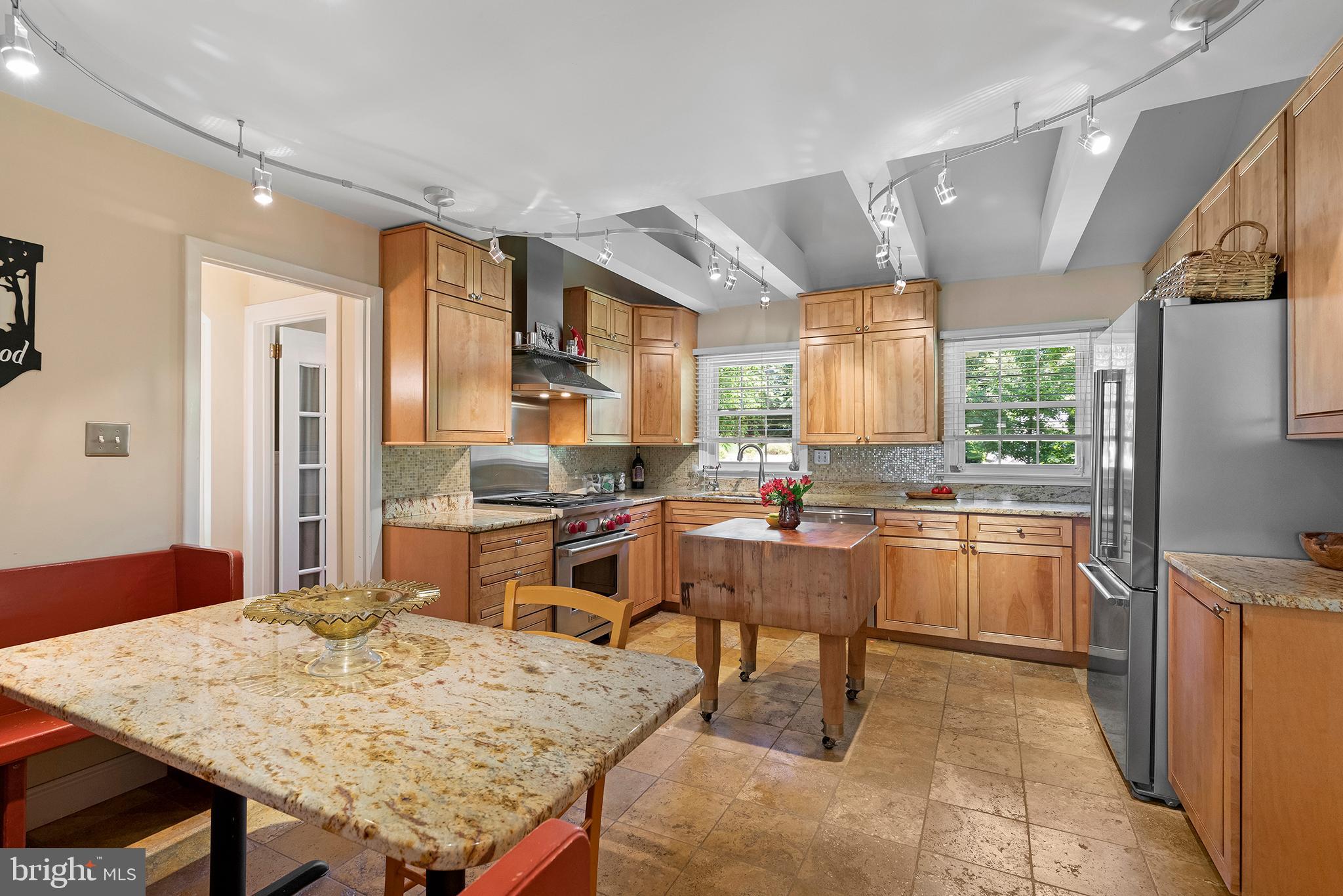 1412 Hampton Road Jenkintown, PA 19046 - Photo 11 of 39