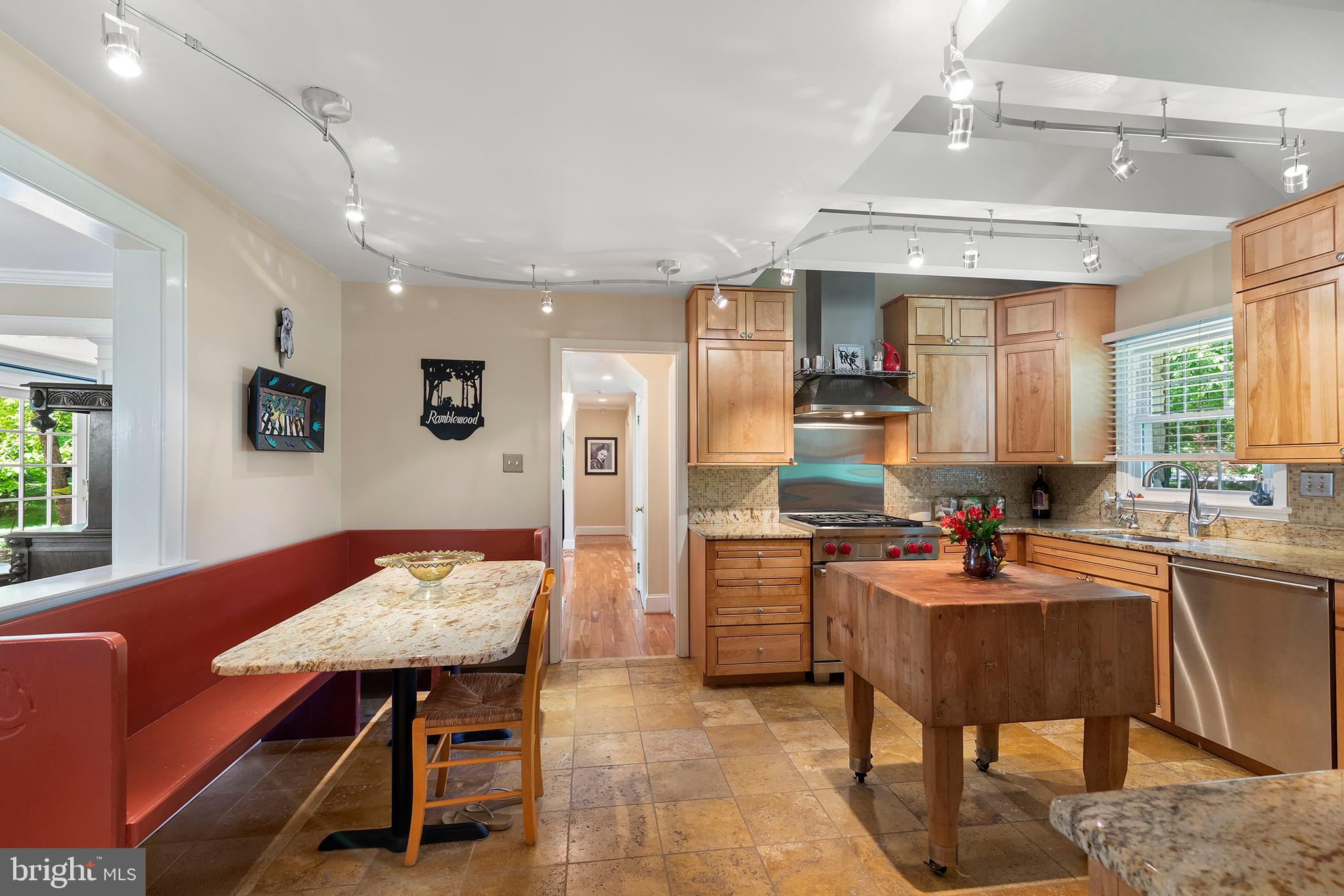 1412 Hampton Road Jenkintown, PA 19046 - Photo 9 of 39