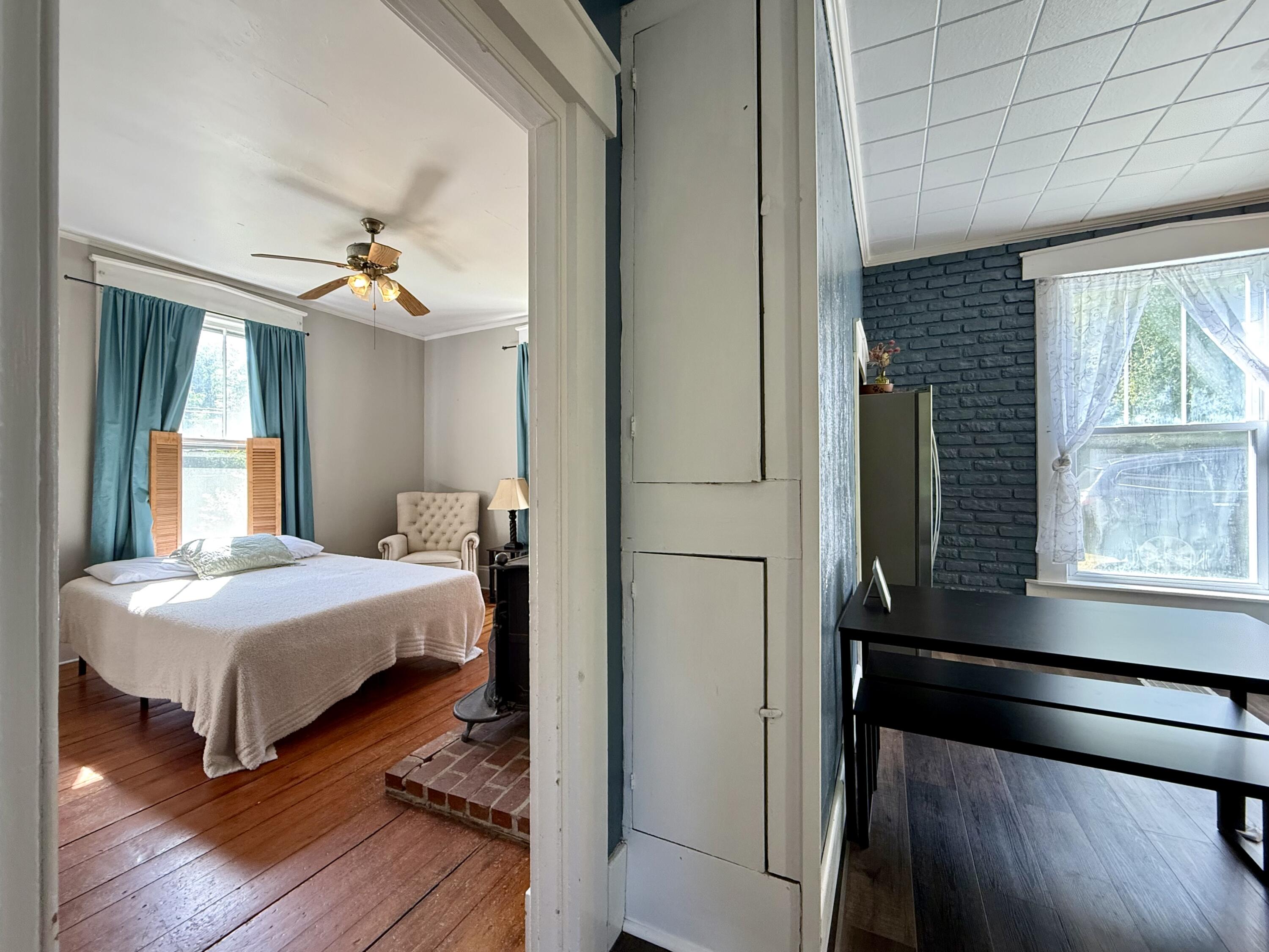 682 U.S. Rte 1 Robbinston, ME 04671 - Photo 11 of 39 IMG_5763