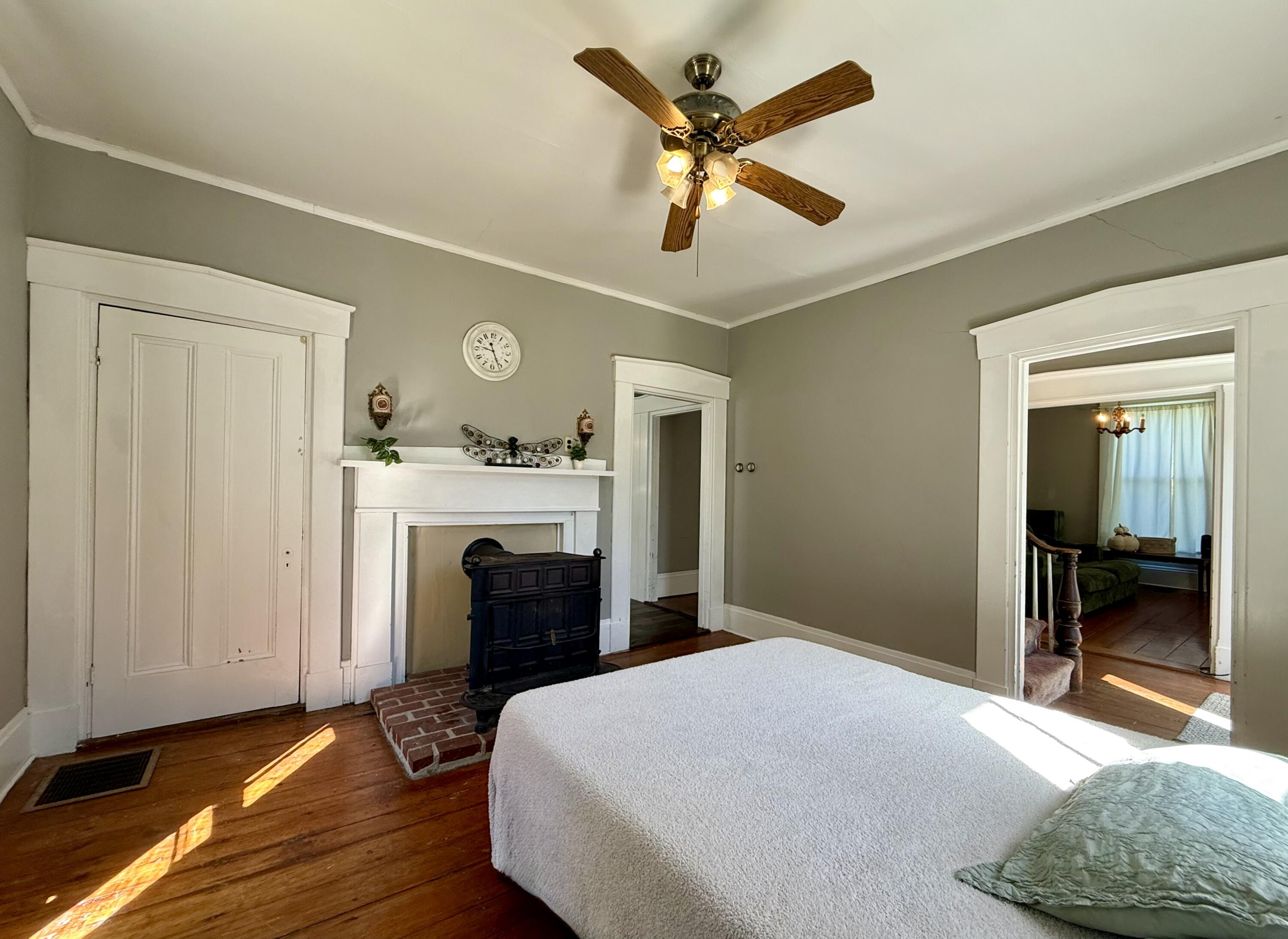 682 U.S. Rte 1 Robbinston, ME 04671 - Photo 13 of 39 IMG_5771