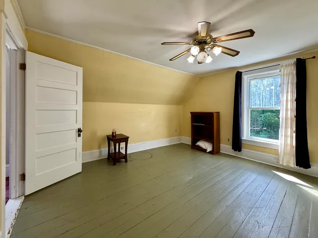 $198,000 | 682 U.S. Rte 1, Robbinston, ME 04671