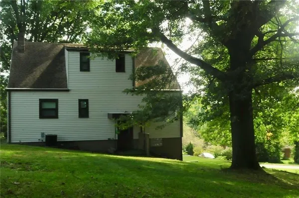 $1,975 | 249 Cirbus Lane, Monroeville, PA 15146