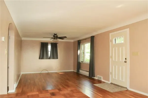 $1,975 | 249 Cirbus Lane, Monroeville, PA 15146