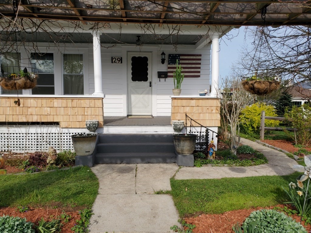29 Ruggles Street Three Rivers, MA 01080 - Photo 2 of 38