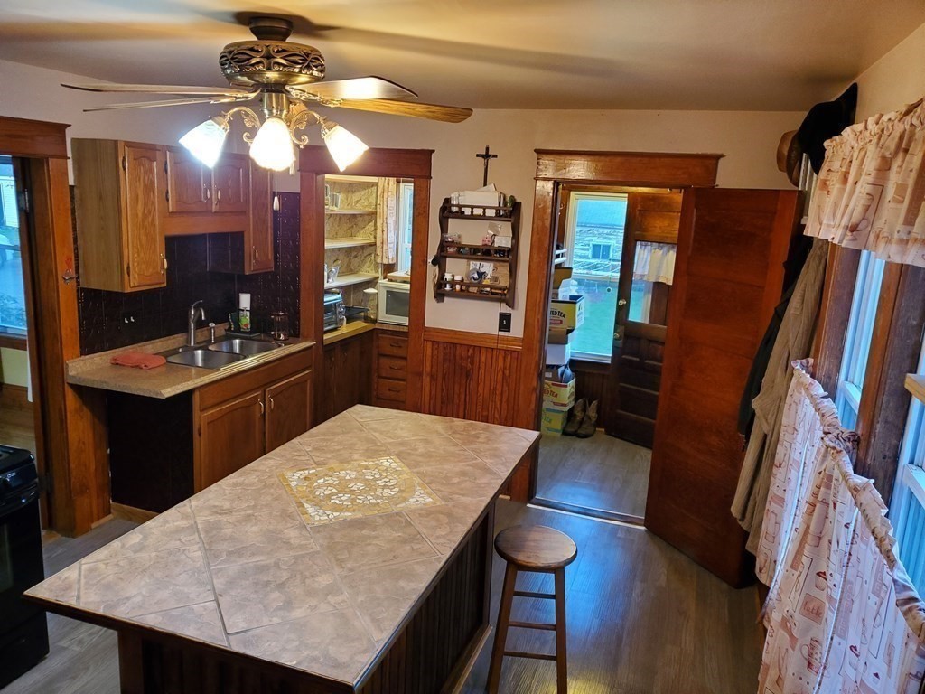 29 Ruggles Street Three Rivers, MA 01080 - Photo 4 of 38