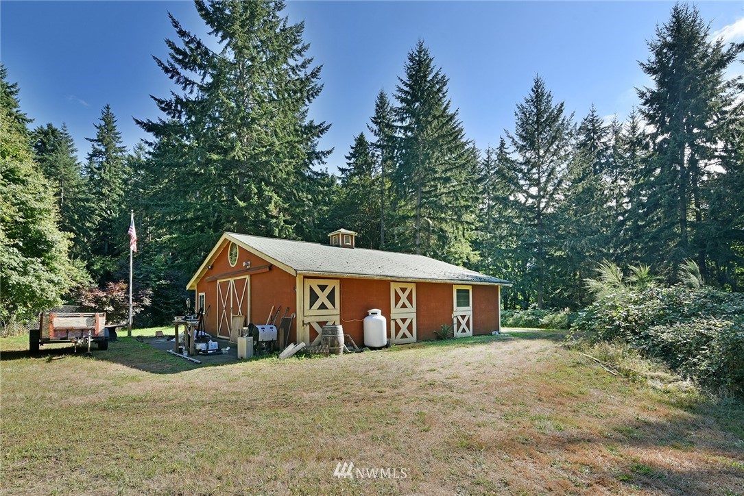 34077 Pilot Point Road Northeast Kingston, WA 98346 - Photo 26 of 39 Gallery Image 26