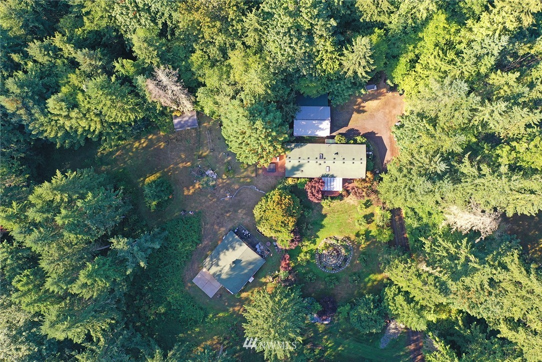 34077 Pilot Point Road Northeast Kingston, WA 98346 - Photo 37 of 39 Gallery Image 37