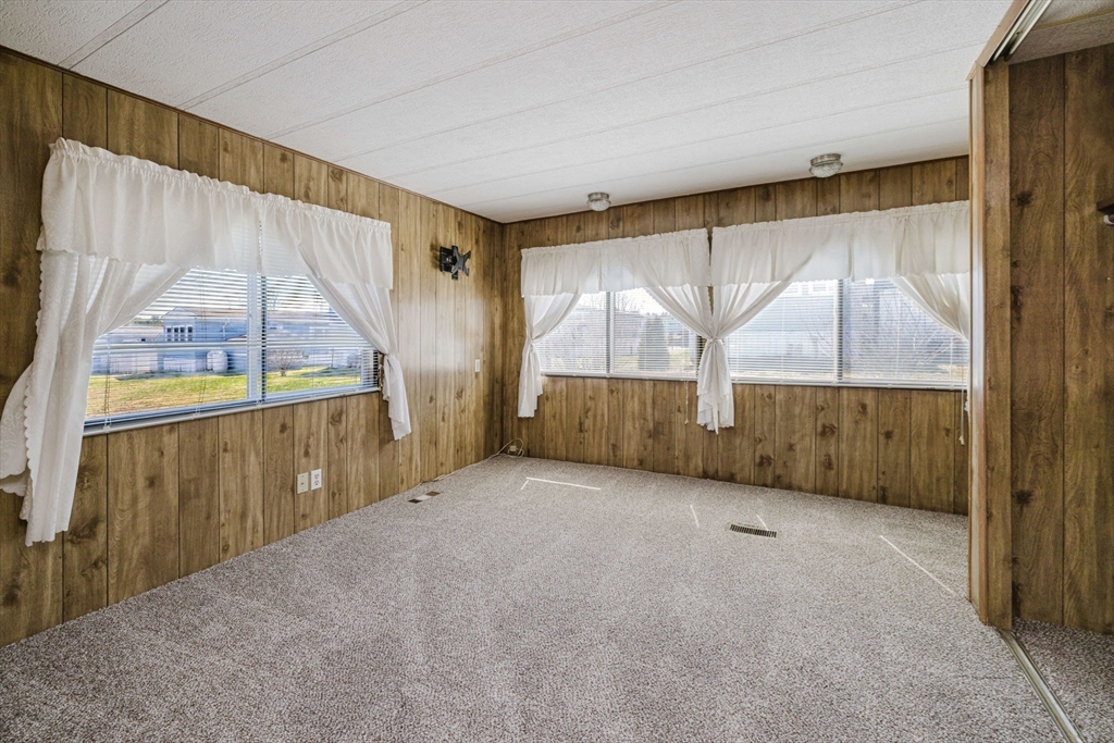 103 Peter Street Raynham, MA 02767 - Photo 26 of 33