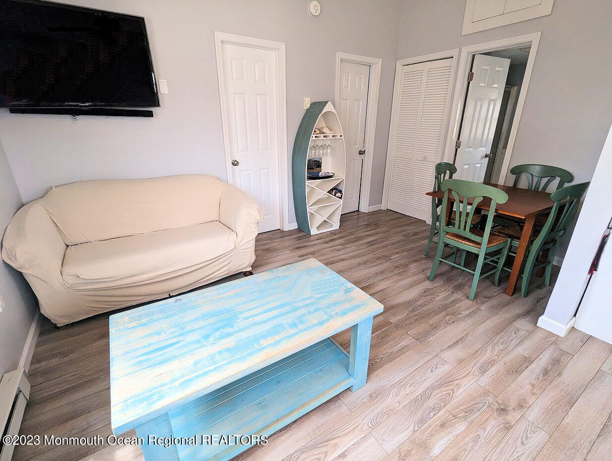 116 West Plover Way Lavallette, NJ 08735 - Photo 2 of 13 liv 1