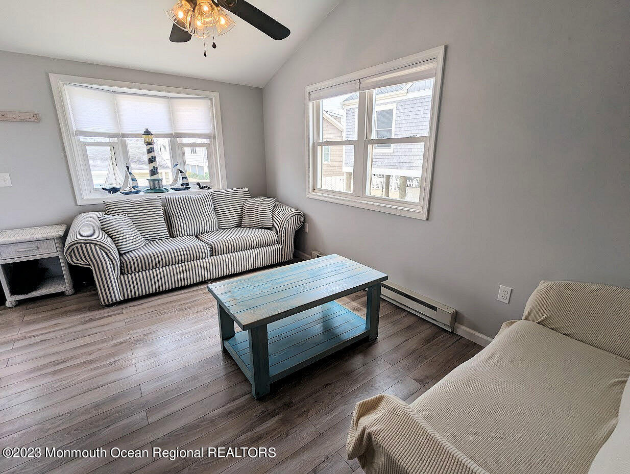 116 West Plover Way Lavallette, NJ 08735 - Photo 4 of 13 liv 3