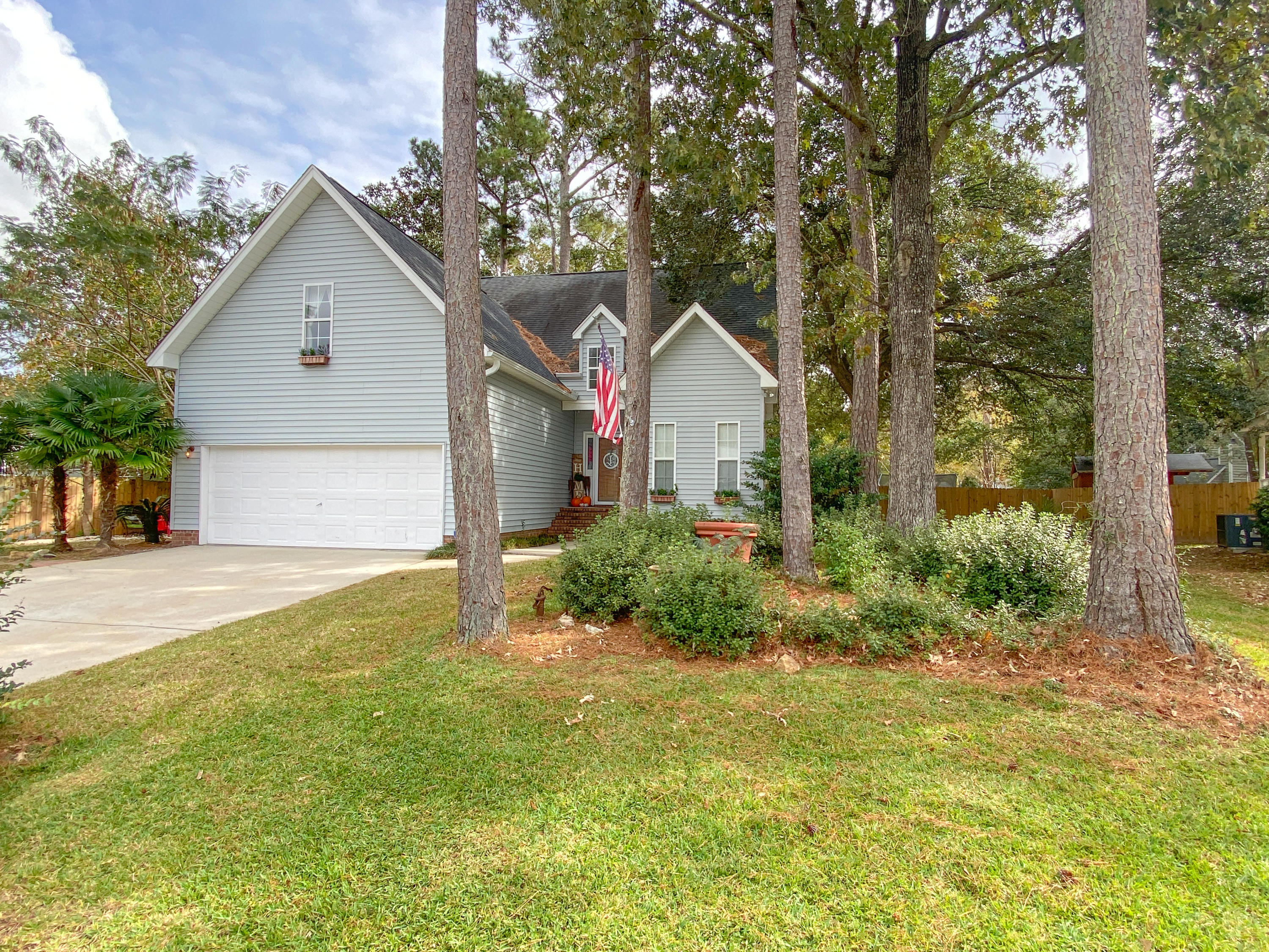 103 Long Bow Road Summerville, SC 29485 - Photo 3 of 76 DJI_20201106_125047_304