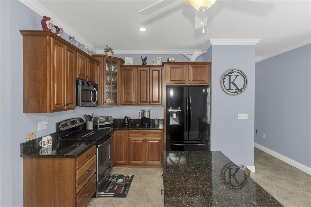 308 Miller Street, Unit 6 Ludlow, MA 01056 - Photo 11 of 41