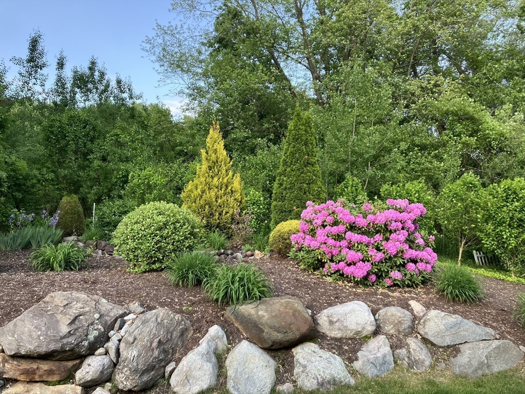 308 Miller Street, Unit 6 Ludlow, MA 01056 - Photo 40 of 41