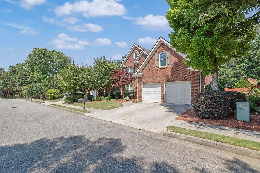 2027 Ivy Ridge Road Southeast Smyrna, GA 30080 - Photo 3 of 39