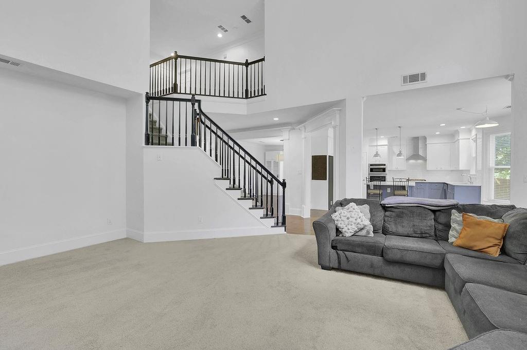 2027 Ivy Ridge Road Southeast Smyrna, GA 30080 - Photo 10 of 39